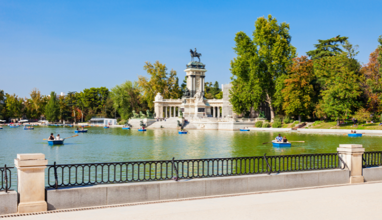 Puente mayo Madrid 2025: Parque del Retiro