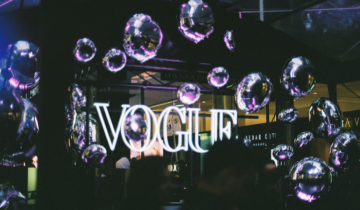 Fiesta Vogue Madrid 2025: Vogue Fashion Night Out, la noche de la moda. Foto de Romy Xu.